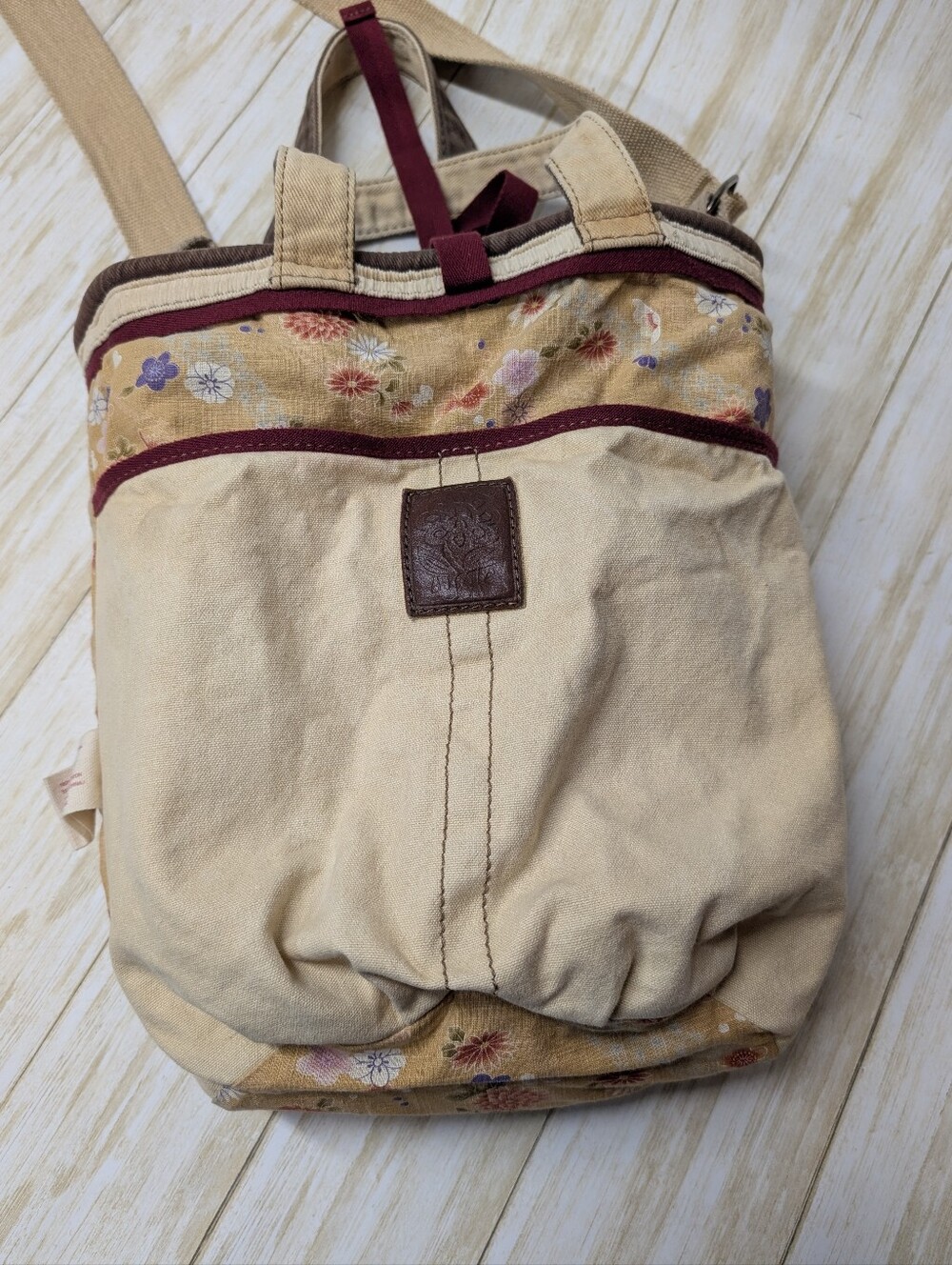 Canvas Crossbody Bag with Purple Peace Appliqué - Picture 7 of 12